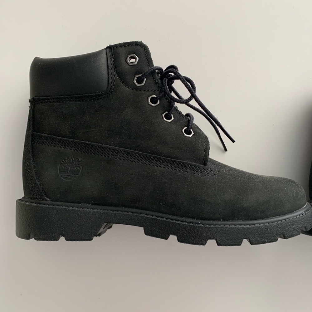Boys Size 2 Timberland Boots NEW